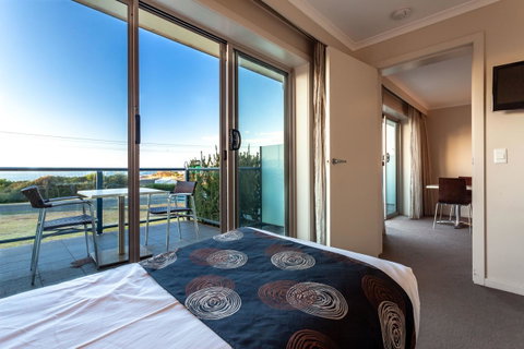Beachfront Bicheno - Tourism Cairns 8