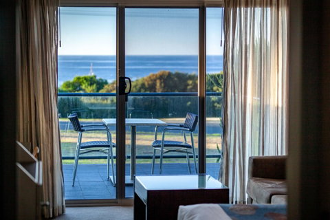 Beachfront Bicheno - Tourism Cairns 5
