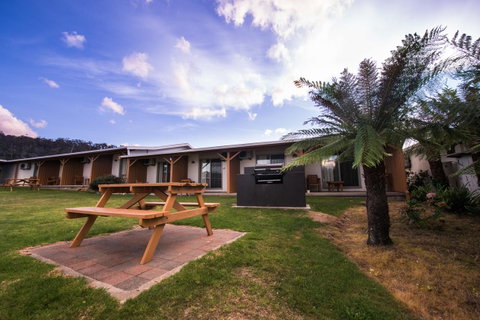 Beachfront Bicheno - Tourism Cairns 43