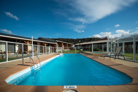 Beachfront Bicheno - Tourism Cairns 35