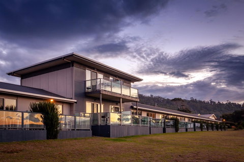 Beachfront Bicheno - Tourism Cairns 39