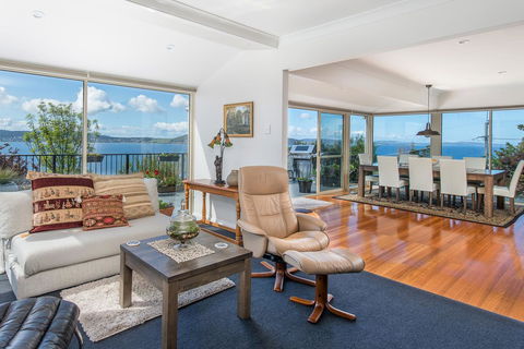 Sunrise On The Bay - Tourism Cairns 7