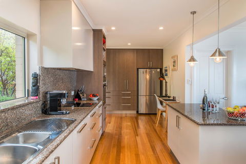 Sunrise On The Bay - Tourism Cairns 2