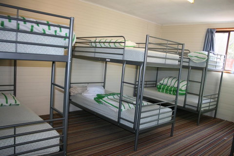Seaview Holiday Park - Tourism Cairns 6