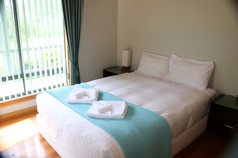 Hazards Beach House - Tourism Cairns 10