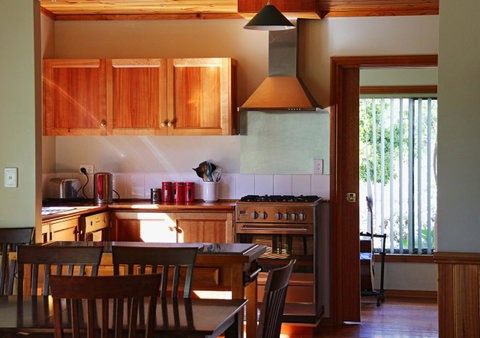 Hazards Beach House - Tourism Cairns 5