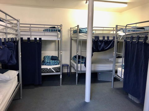 The Nook Backpackers - Tourism Cairns 33