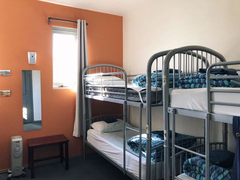 The Nook Backpackers - Tourism Cairns 1