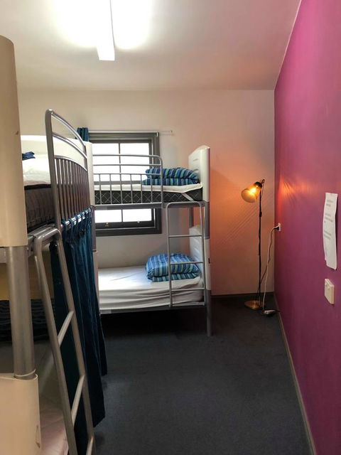 The Nook Backpackers - Tourism Cairns 10