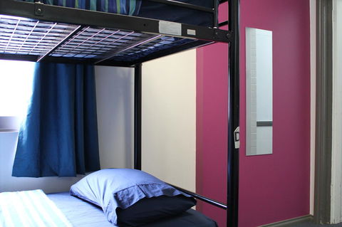 The Nook Backpackers - Tourism Cairns 38