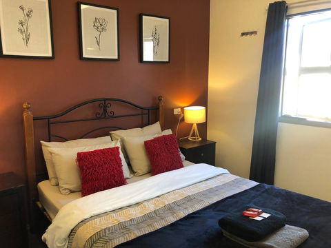 The Nook Backpackers - Tourism Cairns 25