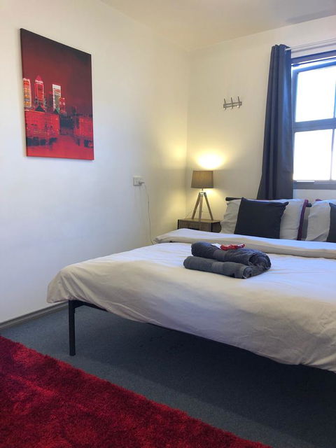 The Nook Backpackers - Tourism Cairns 35