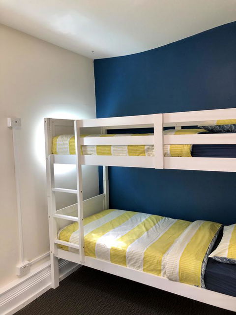 The Nook Backpackers - Tourism Cairns 12