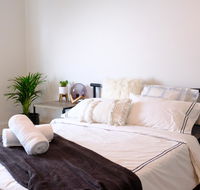 White House - Tourism Cairns