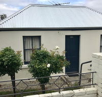 Omaroo House - panoramic water views - Tourism Cairns