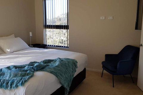 Bicheno Views On Douglas - Tourism Cairns 18