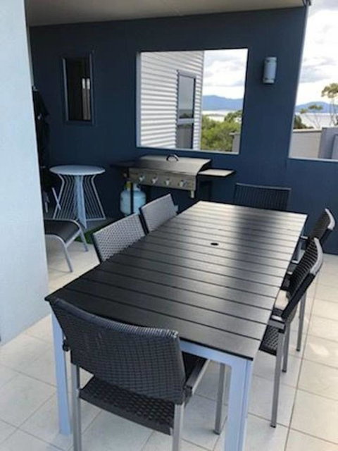 Bicheno Views On Douglas - Tourism Cairns 11