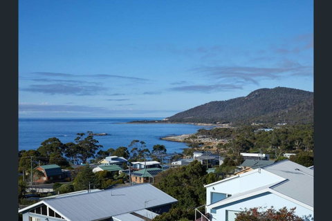Bicheno Views On Douglas - Tourism Cairns 4