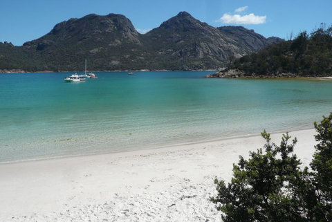 Arthouse Freycinet - Tourism Cairns 18