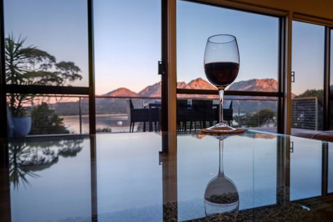 Arthouse Freycinet - Tourism Cairns 6