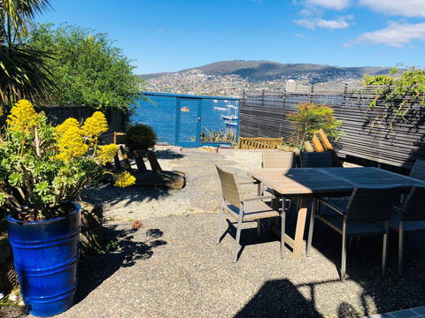 My Hobart Stay - Holiday Rentals - Tourism Cairns 1