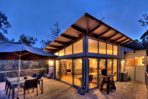 Freycinet Eco Luxe ~ Forest ~ Ocean ~ Mountain - Tourism Cairns 0