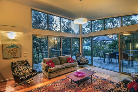 Freycinet Eco Luxe ~ Forest ~ Ocean ~ Mountain - Tourism Cairns 2