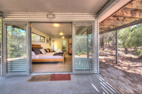 Freycinet Eco Luxe ~ Forest ~ Ocean ~ Mountain - Tourism Cairns 13