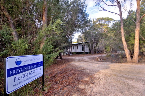 Freycinet Eco Luxe ~ Forest ~ Ocean ~ Mountain - Tourism Cairns 14