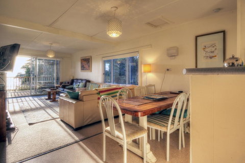 Cove Cottage - Tourism Cairns 10