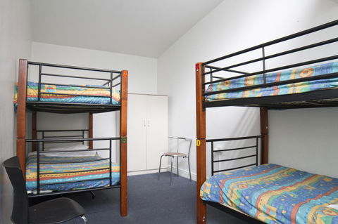 The Brunswick Hotel - Tourism Cairns 36