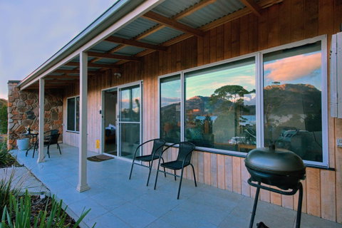 Freycinet Stone Studio 6 - Mica - Tourism Cairns 5