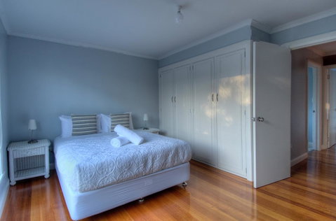 Muirs Beach Retreat - Tourism Cairns 10