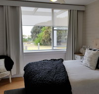 Beach Hut Scamander - Tourism Cairns