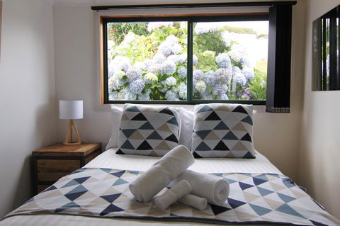 DOLPHIN LOOKOUT COTTAGE - Amazing Views Of The Bay Of Fires - Tourism Cairns 6
