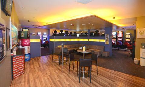 Bridge Hotel - Tourism Cairns 22