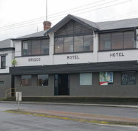 Bridge Hotel - Tourism Cairns