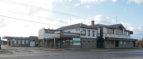 Bridge Hotel - Tourism Cairns 25