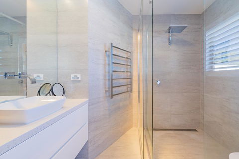 Nature & Relax House, Panoramic Sea View, Free Parking 37 - Tourism Cairns 18