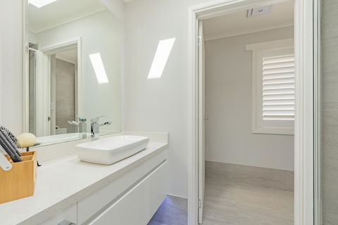 Nature & Relax House, Panoramic Sea View, Free Parking 37 - Tourism Cairns 17