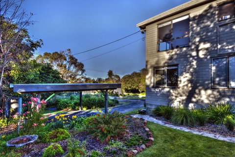 Cove Beach Apartment 2 - Tourism Cairns 6
