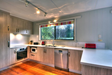 Cove Beach Apartment 2 - Tourism Cairns 3