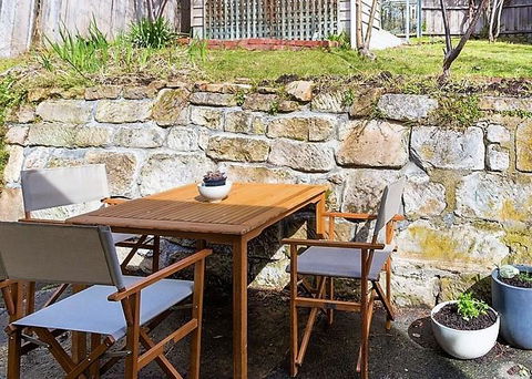 WEST NEST | Classic 3BR Hobart Terrace BEST Location, View, Close To City - Tourism Cairns 21