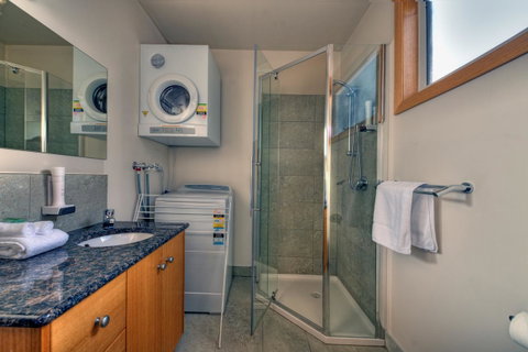 Freycinet Stone Studio 4 - Granite - Tourism Cairns 7
