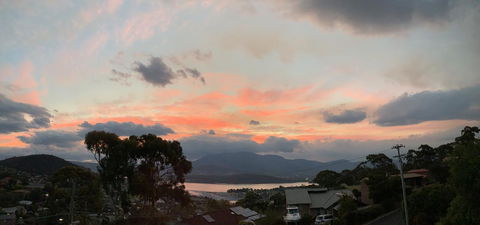 Finnview House - Tourism Cairns 1