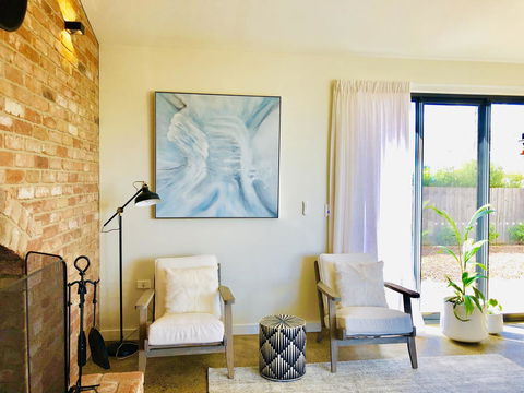 EMBRACING EVANDALE - Hosted By L'Abode Accommodation - Tourism Cairns 9