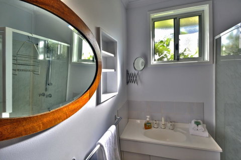 Ar Lan Y Mor - Tourism Cairns 6