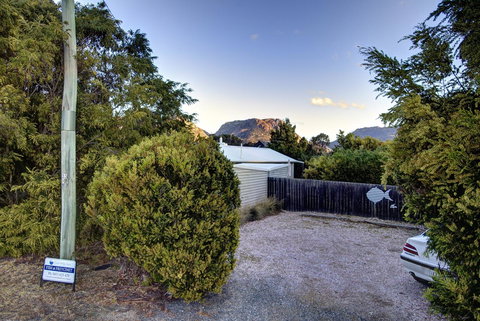 Fish @ Freycinet - Tourism Cairns 3
