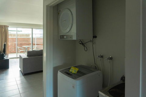 The Apollo - Tourism Cairns 3