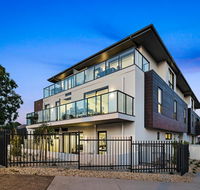 Manhattan Apartments - Notting Hill - Tourism Cairns